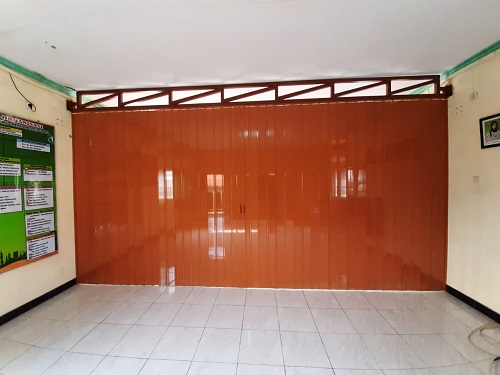 Desain Pintu Sekat Ruang Kelas Partisi PVC