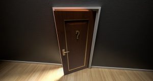 pintu geser vs pintu lipat